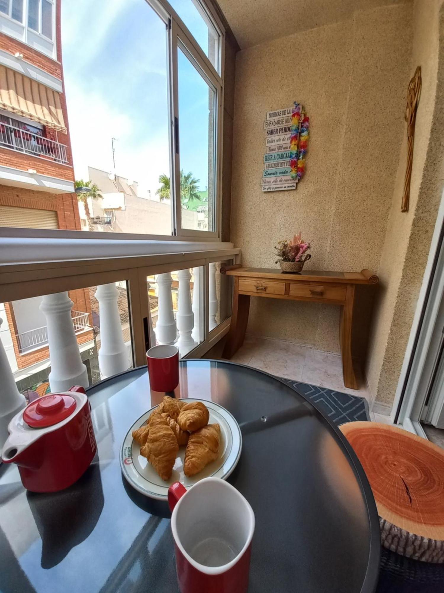 Apartamento Hola Torrevieja Exterior foto